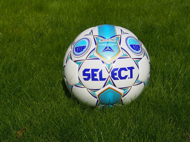 吸引着全球 吸引着全球