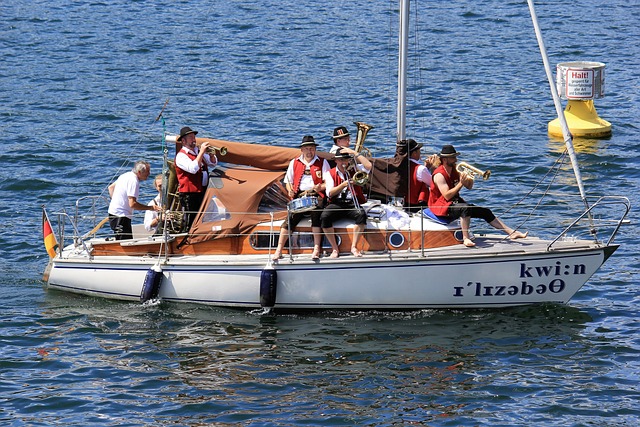 场具备广阔 场具备广阔